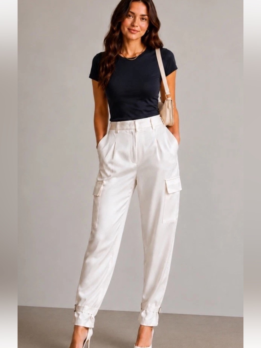 Babaton Aritzia Refined Satin Cargo Pants Women’s High Rise Size 10